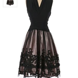 *SOLD* SLNY black cocktail dress